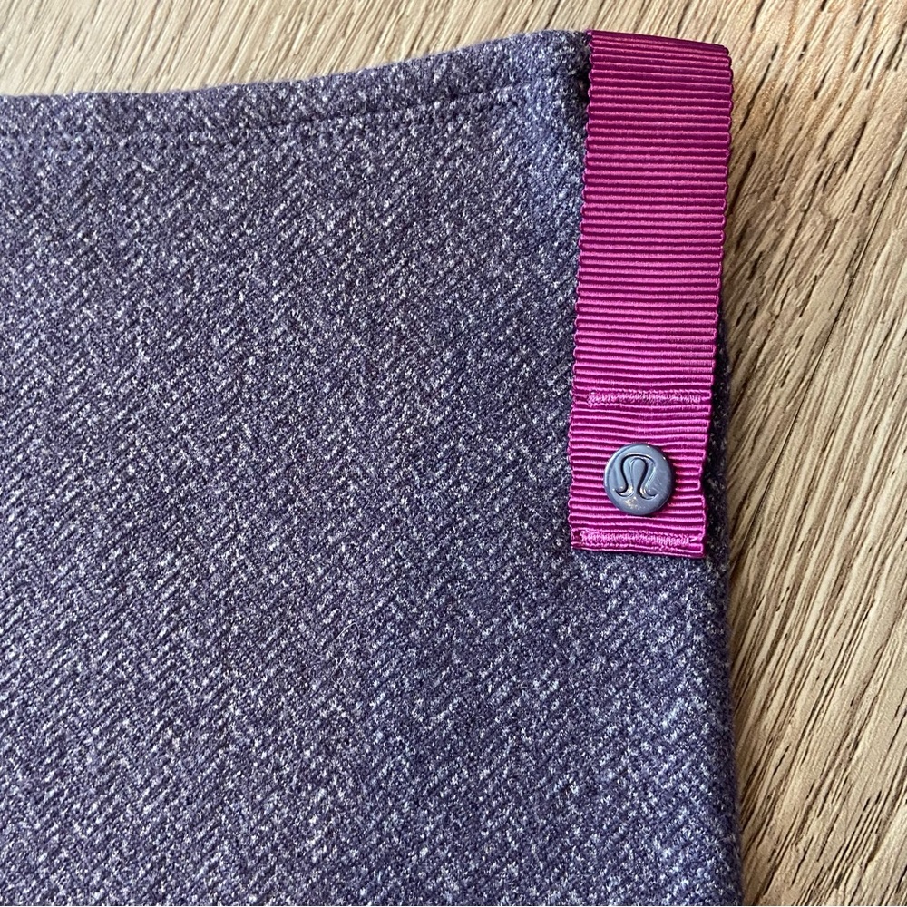 Lululemon Vinyasa Scarf Heathered Herringbone Black Grape Nightfall O/S